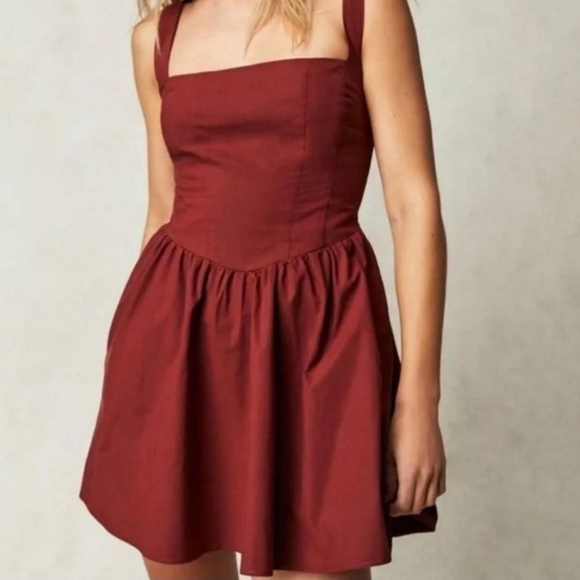 Mini Maroon Dress - Picture 2 of 4